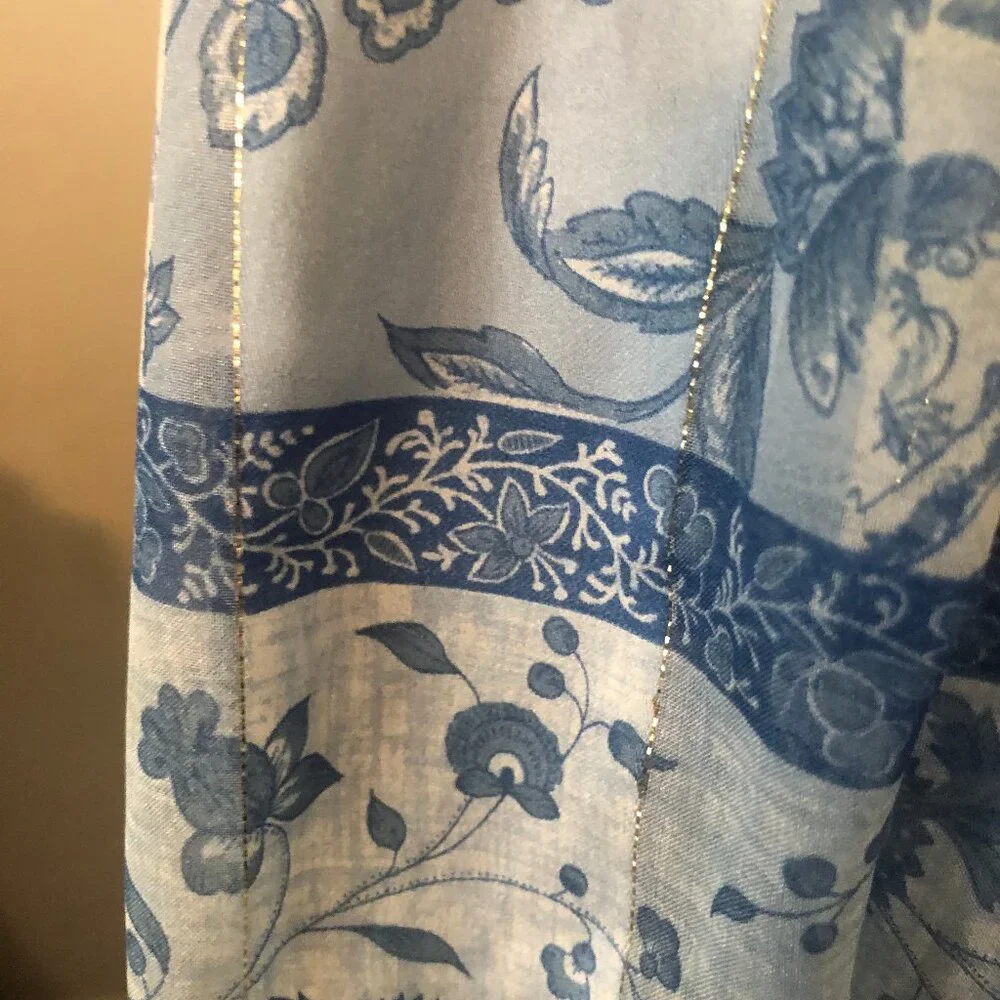 💙 Blue & White Floral Scarf with Metallic Thread | Poetic, Graceful & Timeless